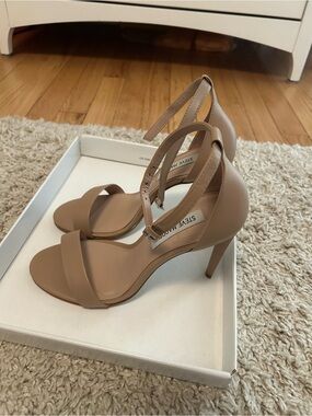Steve Madden Beige/Taupe Ankle-Strap Stiletto Sandals
